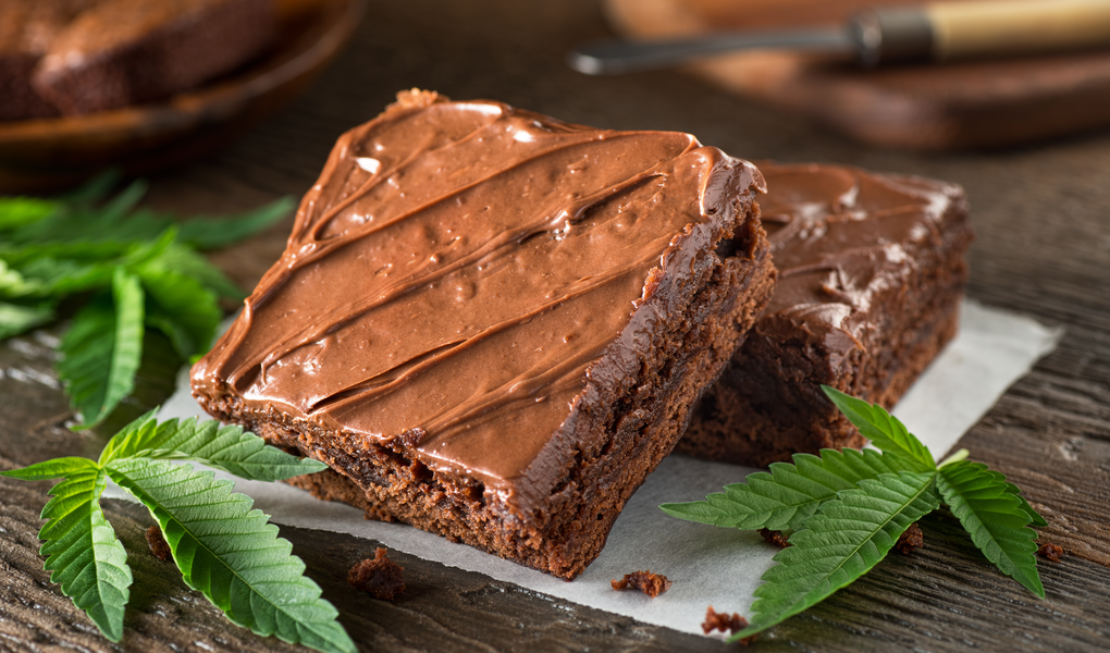 HOW TO MAKE WEED BROWNIES